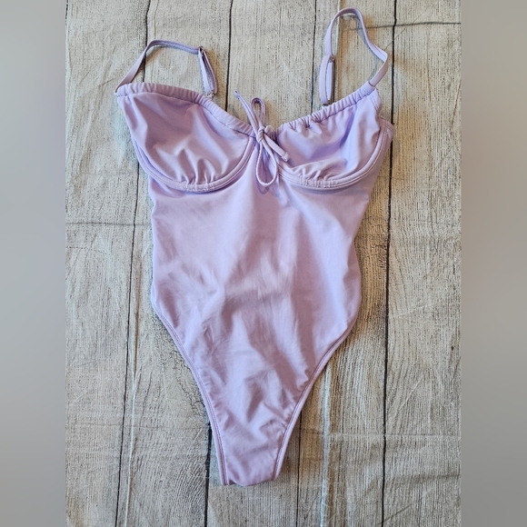 Wild Fable Swimsuit Women's Size M Lilac Purple Underwire Cheeky One Piece NWT - Picture 3 of 8